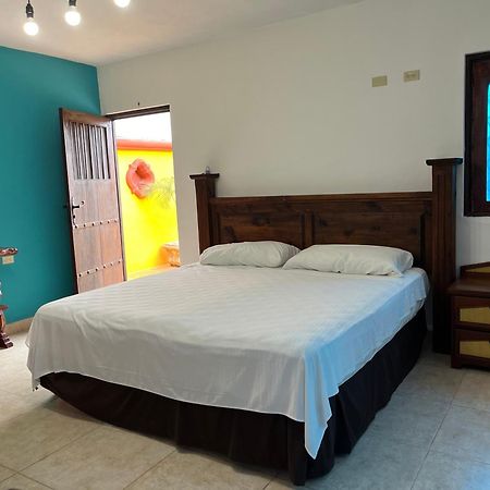 Hotel Hacienda Valentina à Playa del Carmen Extérieur photo