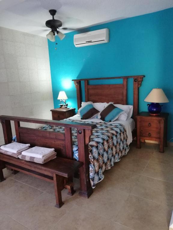 Hotel Hacienda Valentina à Playa del Carmen Extérieur photo